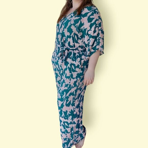 Eloquii Tropical Floral Wide Leg Jumpsuit 22 - Picture 5 of 16